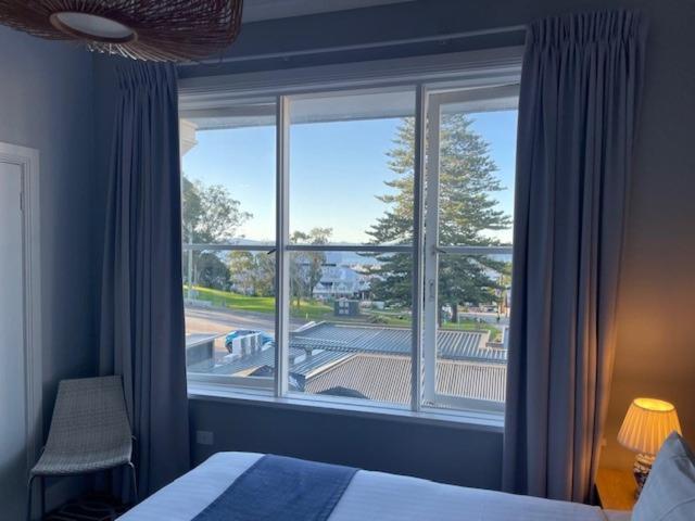 Seabreeze Hotel Nelson Bay Esterno foto